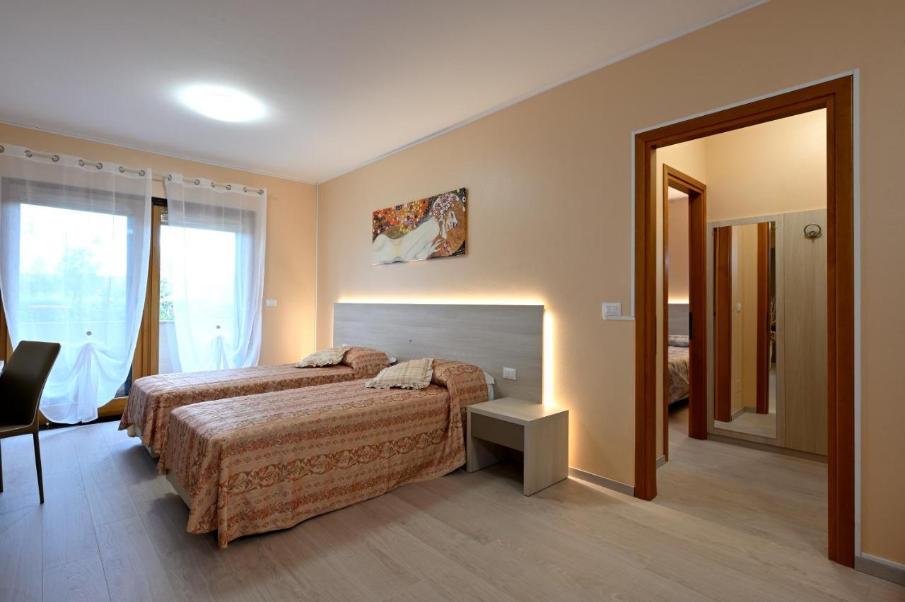Italia 3*